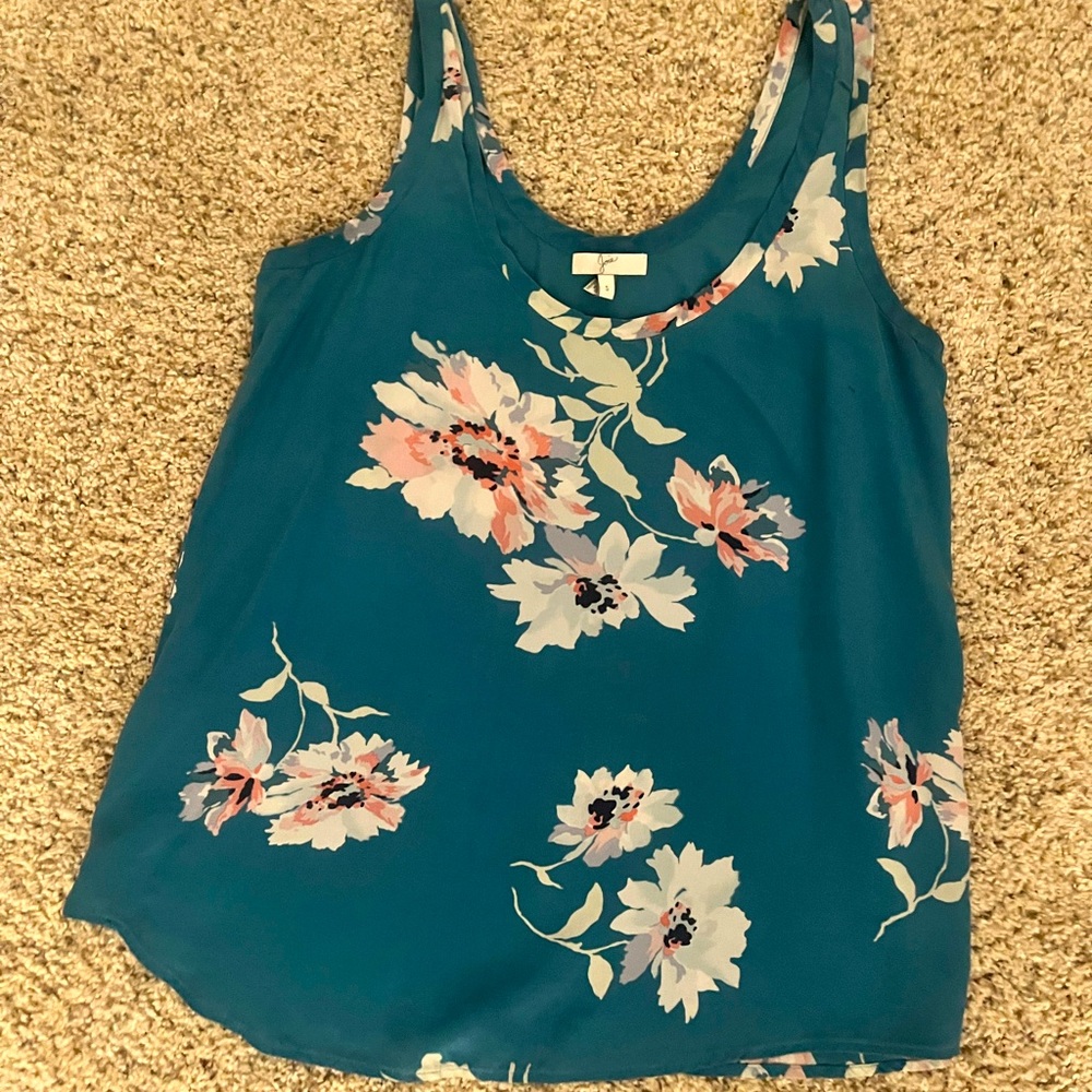 Jose silk tank top size small floral